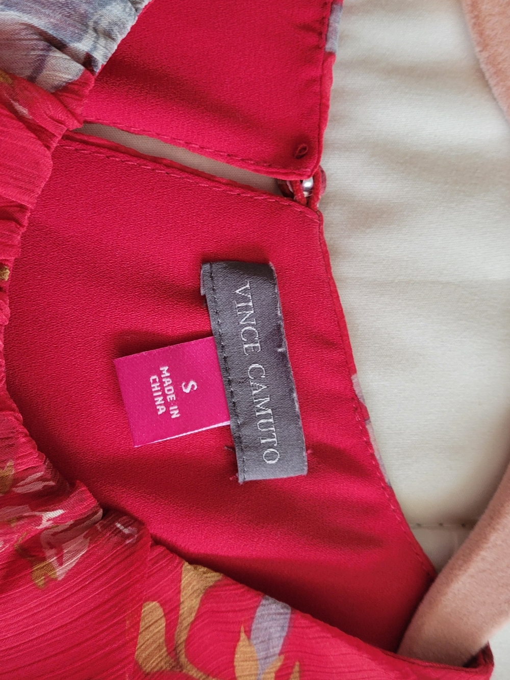 Vince Camuto Red Floral Women's Top
